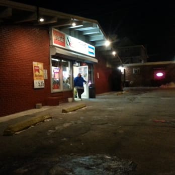 Seven Days Market - photo courtesy of ShireDude.com - Convenience Stores Near Me - Manchester, New Hampshire Seven Days Market - photo courtesy of ShireDude.com - Convenience Stores Near Me - Manchester, New Hampshire