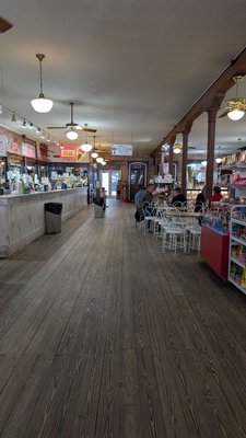 La King's Confectionery by null