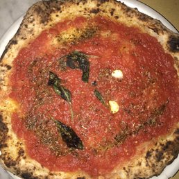 Pizza marinara. Buonissima!