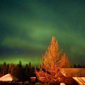 Muktuk Adventures - Northern lights - Hiking Near Me - Whitehorse, Yukon Muktuk Adventures - Northern lights - Hiking Near Me - Whitehorse, Yukon