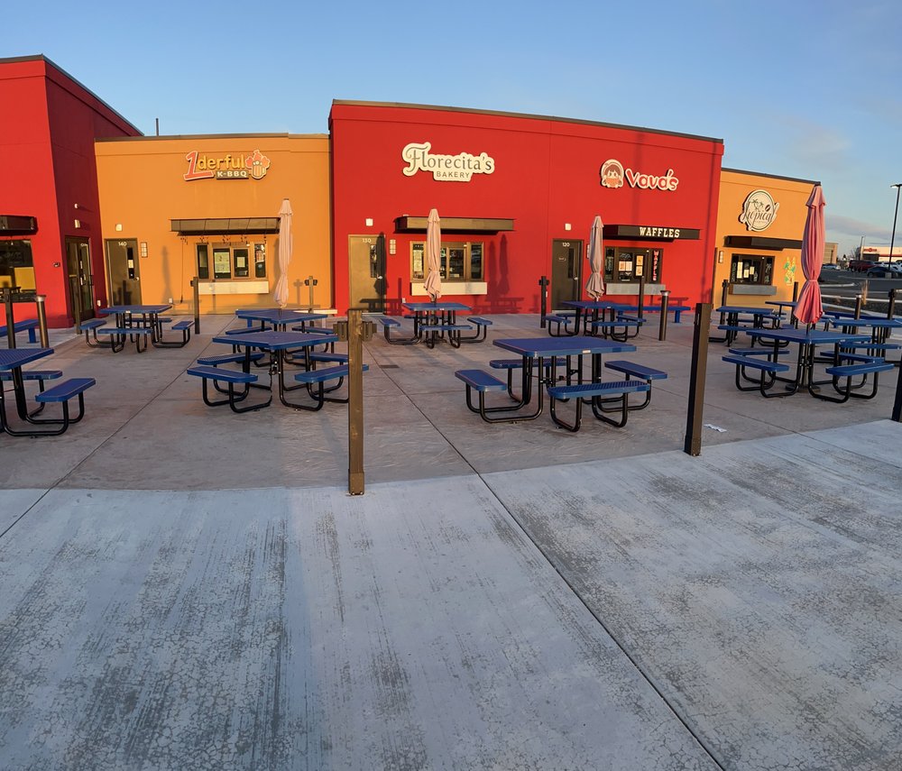 Florecita's Bakery Logo