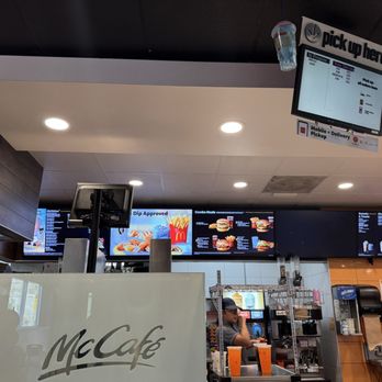 McDonald's - Fast Food Near Me - North Hollywood, California