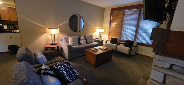 The Village Lodge Mammoth by null