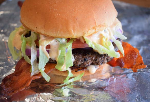1911 Biscuits & Burgers by null
