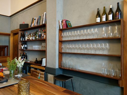 Lucinda Wine Bar by null