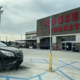 Exterior photo of Rouses Market - Marrero, Louisiana Exterior photo of Rouses Market - Marrero, Louisiana