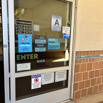 ALDI - the entrance to a medical office - Grocery Near Me - Rancho Cucamonga, California ALDI - the entrance to a medical office - Grocery Near Me - Rancho Cucamonga, California
