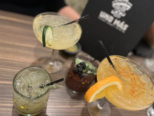 Uno Más Street Tacos + Spirits by null