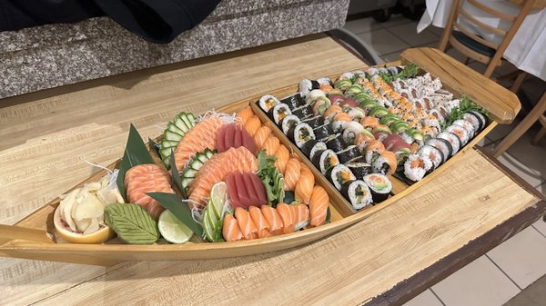 Sushi Siam by null