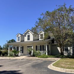 Dentistry at Carolina Forest - Driveway leading into the front parking lot