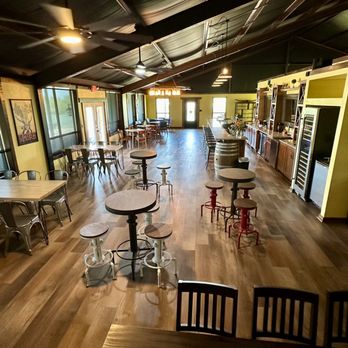 Cresson Bluff - Wineries Near Me - Cresson, Texas Cresson Bluff - Wineries Near Me - Cresson, Texas