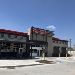 Portillo's Grapevine - Outside