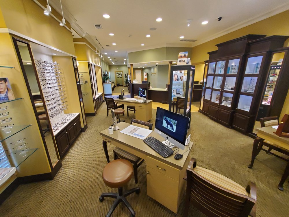 CLARKSON EYECARE Updated September 2024 14 Photos 115 S 5th St