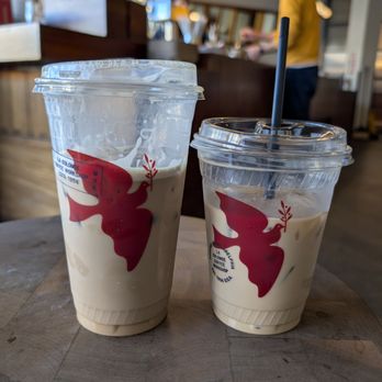 La Colombe Coffee Roasters - Iced latte and strawberry mocha cold brew. Yum! - Coffee & Tea Near Me - Beverly Hills, California