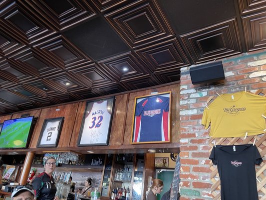 McGregor's Bar and Grill by null