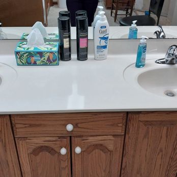 Scrubbing Bubbles Cleaning Service - A bathroom vanity I cleaned - Home Cleaning Near Me - Paris, Tennessee Scrubbing Bubbles Cleaning Service - A bathroom vanity I cleaned - Home Cleaning Near Me - Paris, Tennessee