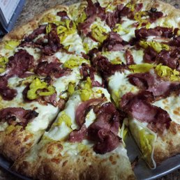 Pastrami Pizza