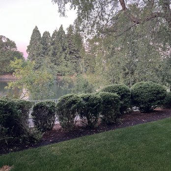 Valley River Inn by Valley River inn - Hotels Near Me - Eugene, Oregon Valley River Inn by Valley River inn - Hotels Near Me - Eugene, Oregon