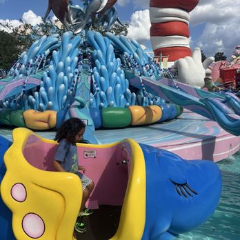 One Fish, Two Fish, Red Fish, Blue Fish - Amusement Parks Near Me - Orlando, Florida