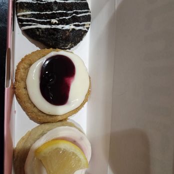 Crumbl - Riverwatch - minis - Bakeries Near Me - Augusta, Georgia