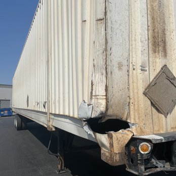 Trailer Proz - Damged container corner. BEFORE. - Trailer Repair Near Me - Stockton, California Trailer Proz - Damged container corner. BEFORE. - Trailer Repair Near Me - Stockton, California