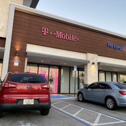 Shoppes At Deerfield - T-Mobile store