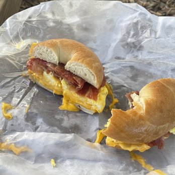 Zee's Deli Wine and Spirits - Bacon egg and cheese - Delis Near Me - Kentfield, California Zee's Deli Wine and Spirits - Bacon egg and cheese - Delis Near Me - Kentfield, California