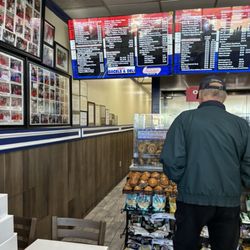 Waiting in line, menu