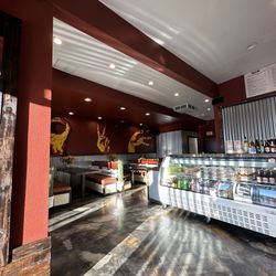 Str8 Up Tacos - Clean and trendy