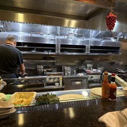 Catch Seafood Bar And Grill - Fun to watch them cook