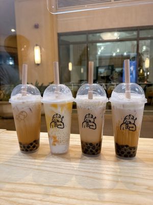 HEYTEA (Bellevue Bravern) by null