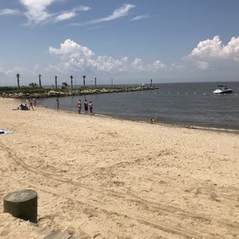 Tolchester Marina - Part of the beach at Tollchester marina, next to the beach bar. - Marinas Near Me - Chestertown, Maryland