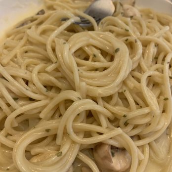 Uncle Joes Family Restaurant - Creamy sauce spaghetti - Breakfast & Brunch Near Me - Markham, Ontario