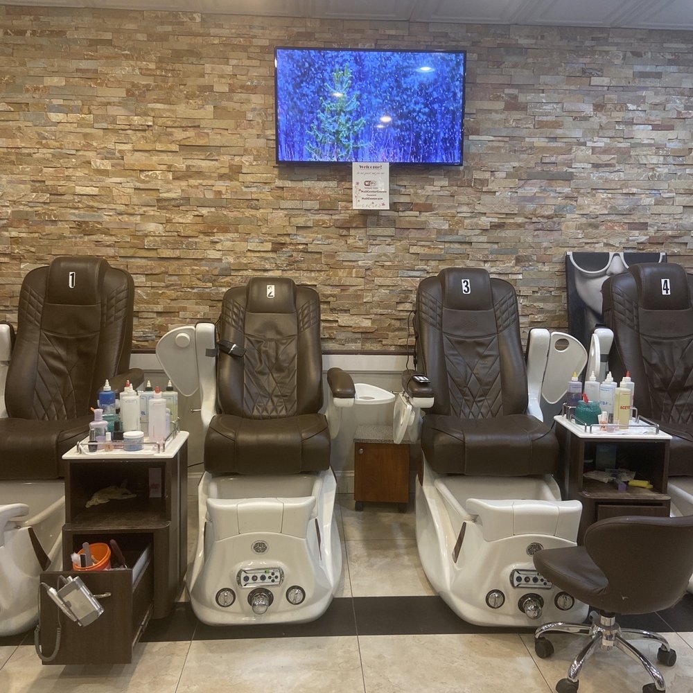 Nail Center - Pedicure room - Nail Salons Near Me - Pikesville, Maryland