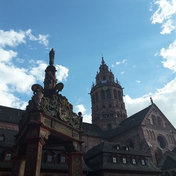 Marktbrunnen - Landmarks & Historical Buildings Near Me - Mainz, RP