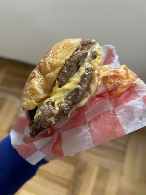 7th Street Burger Kips Bay by null