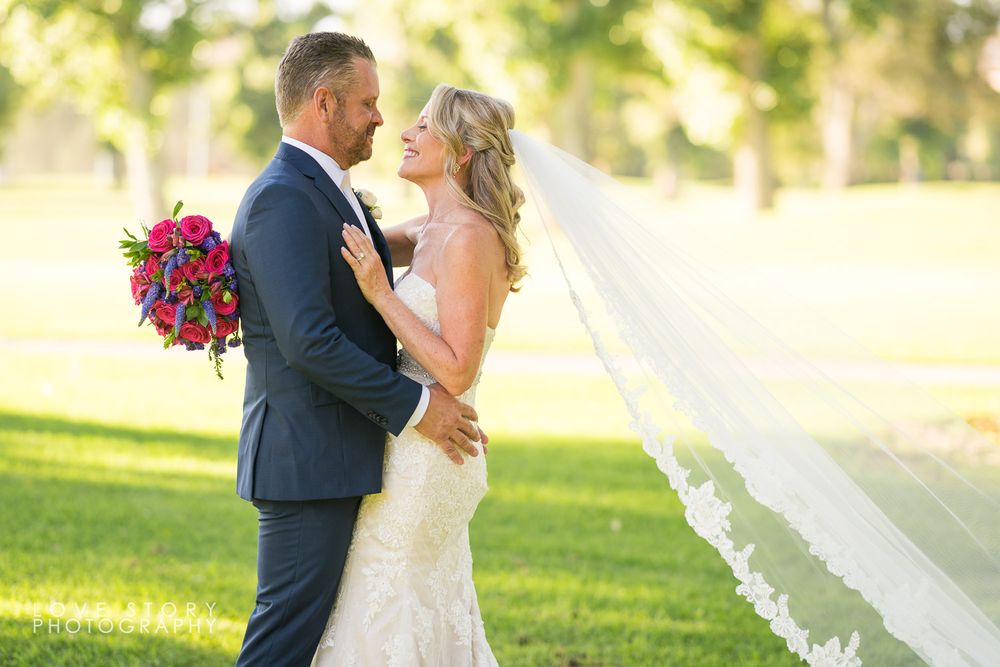 Jana & Co Makeup and Hair Design Logo