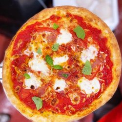 The Place Pizza - Margarita pizza