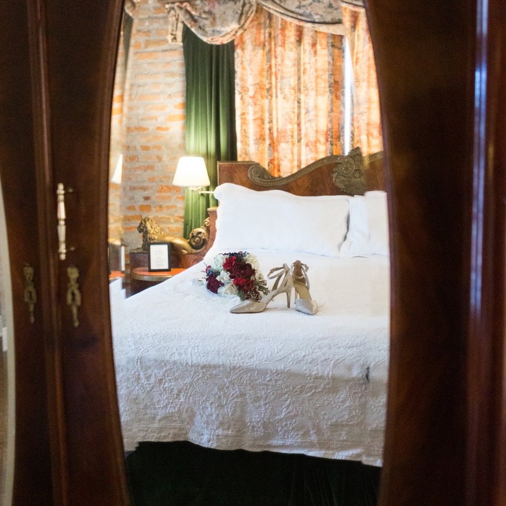Old Centenary Inn - Guest Room - Hotels Near Me - Jackson, Louisiana