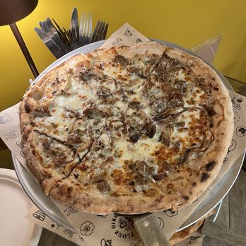 Flour Girl and Flame - Pizza Near Me - West Allis, Wisconsin