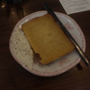 Joyce - This cornbread saved my life - Southern Near Me - Los Angeles, California Joyce - This cornbread saved my life - Southern Near Me - Los Angeles, California