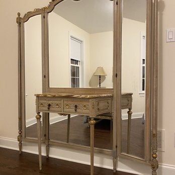 Prince Movers - Antique furnitures moved by Jose, Miguel & Ismael - Movers Near Me Prince Movers - Antique furnitures moved by Jose, Miguel & Ismael - Movers Near Me