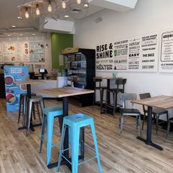Nekter Juice Bar - Cute interior with a handful of 2-top tables.