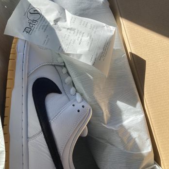 Defy Boardshop - Nike Dunk SB white - Men's Clothing Near Me - Corona, California Defy Boardshop - Nike Dunk SB white - Men's Clothing Near Me - Corona, California