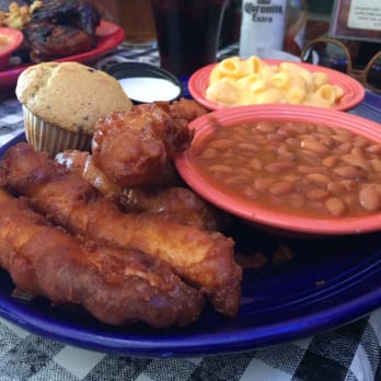 Jake's Roadhouse - Chicken strips dinner with BBQ beans and Mac and cheese - Barbeque Near Me - Monrovia, California