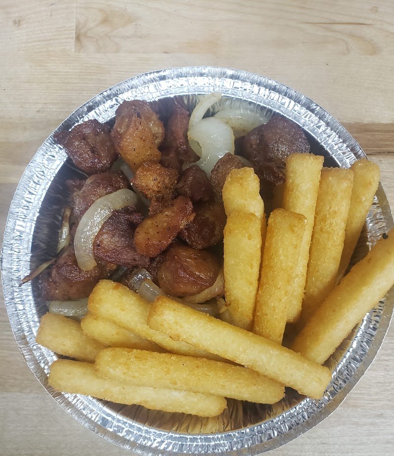 Masitas de cerdo con Yuka frises Yelp