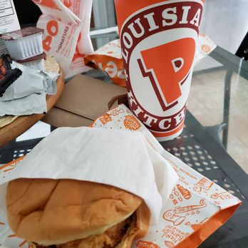Popeyes Louisiana Kitchen - Spicy chicken sandwich - Fast Food Near Me - Union, New Jersey Popeyes Louisiana Kitchen - Spicy chicken sandwich - Fast Food Near Me - Union, New Jersey