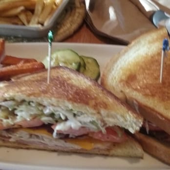 Applebee's Grill + Bar - American Near Me - Des Moines, Iowa