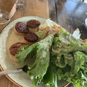 Fin & Brew - 4 scallops for 40 dollars - New American Near Me - Peekskill, New York