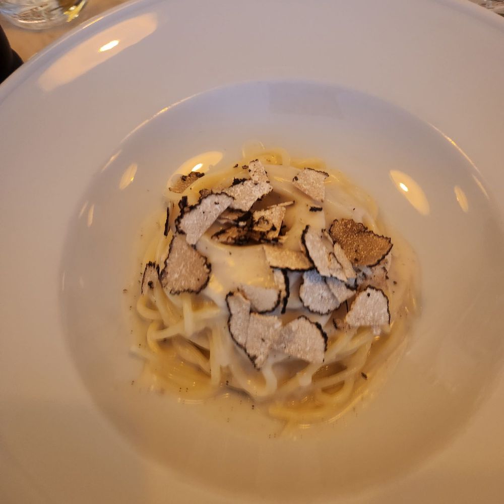Ginger - Ristorante NYC Midtown - SPAGHETTONI CACIO E TARTUFO - Italian Near Me - New York, New York Ginger - Ristorante NYC Midtown - SPAGHETTONI CACIO E TARTUFO - Italian Near Me - New York, New York